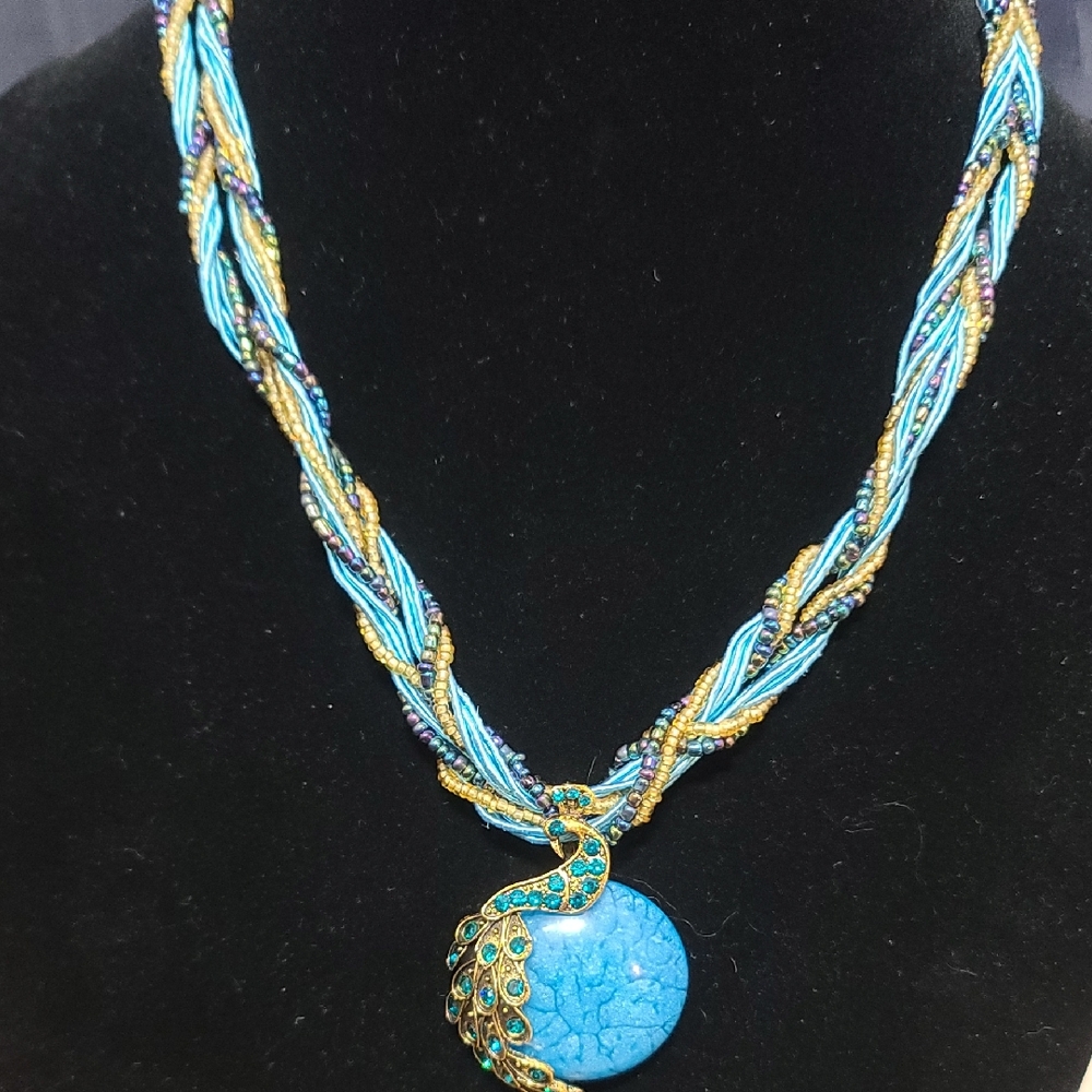 Elegant Blue and Gold Braided Necklace
